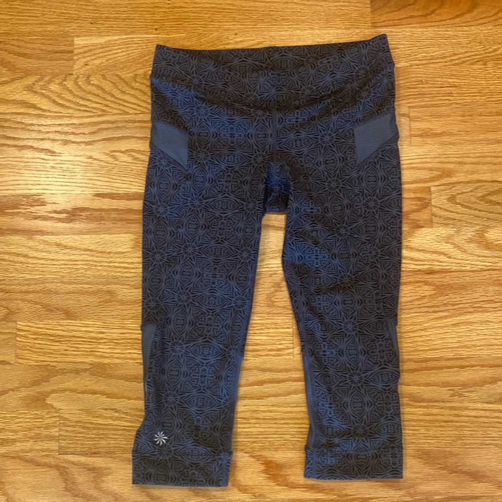 XS capri Athleta leggings